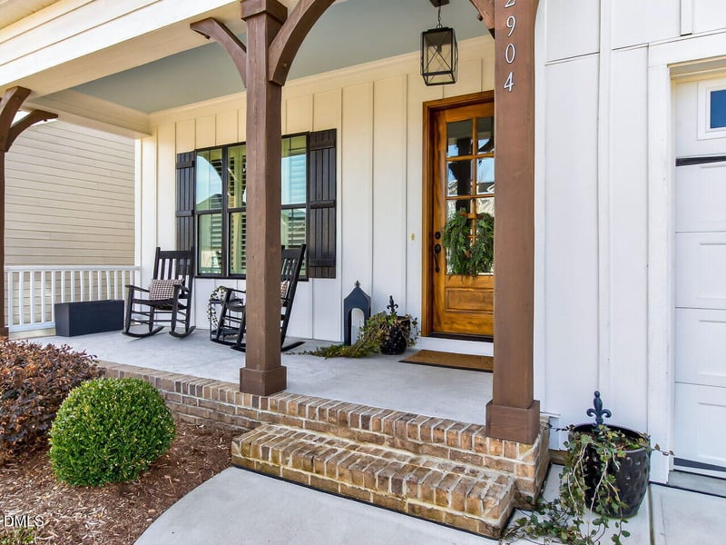 2904 Meadow Bluffs Way, Fuquay Varina, NC 27526