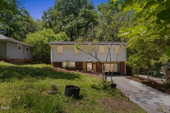 2904 Sprucewood Dr, Durham, NC 27707