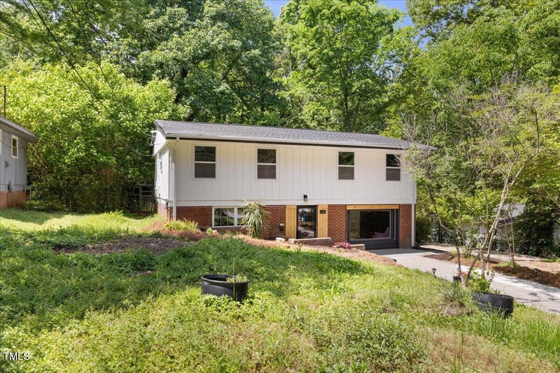 2904 Sprucewood Dr, Durham, NC 27707