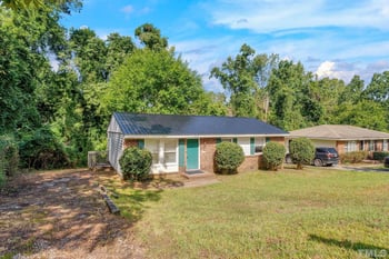 2904 Sylvester St, Raleigh, NC 27610