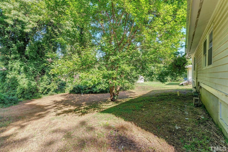 2904 Sylvester St, Raleigh, NC 27610