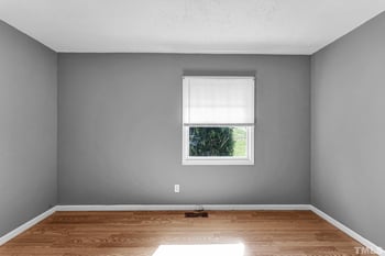 2904 Sylvester St, Raleigh, NC 27610