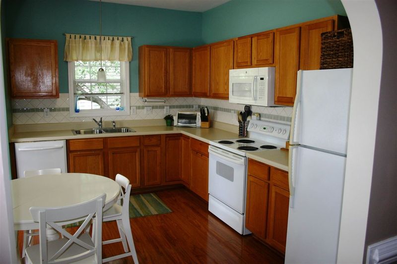 2905 Ashwell Ct, Raleigh, NC 27603