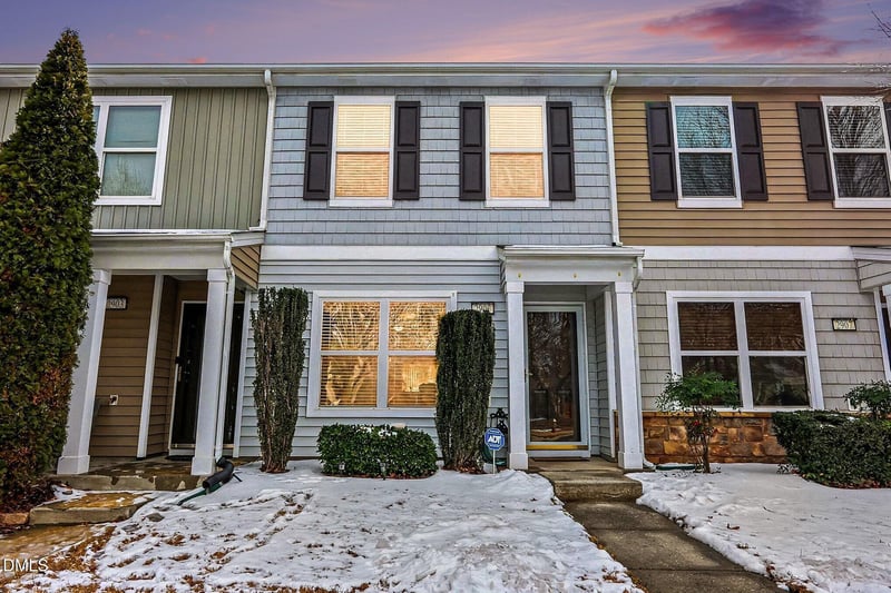 2905 Berkeley Springs, Raleigh, NC 27616