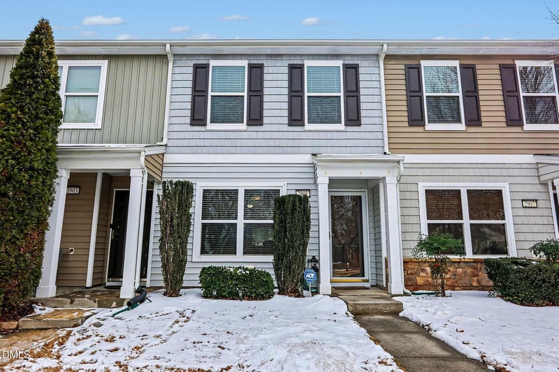 2905 Berkeley Springs, Raleigh, NC 27616