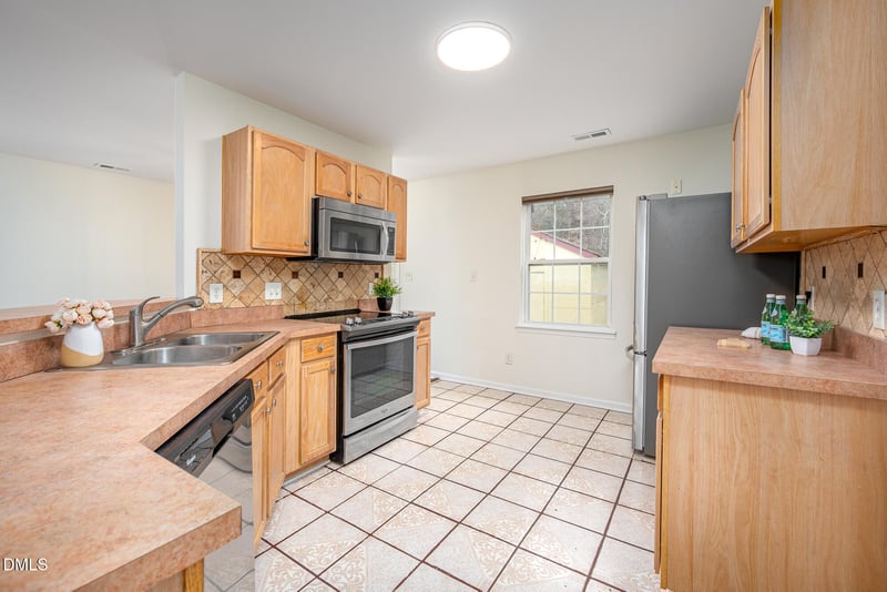 2905 Forrestal Dr, Durham, NC 27703