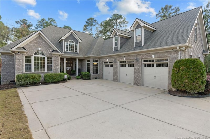 2905 Hampton Ridge Rd, Fayetteville, NC 28311