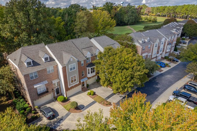 2905 Imperial Oaks Dr, Raleigh, NC 27614