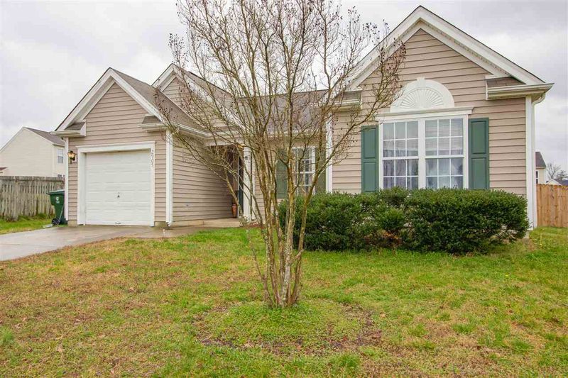 2905 Oneida Ct, Raleigh, NC 27610