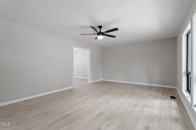 2905 Scuppernong Ln, Durham, NC 27703