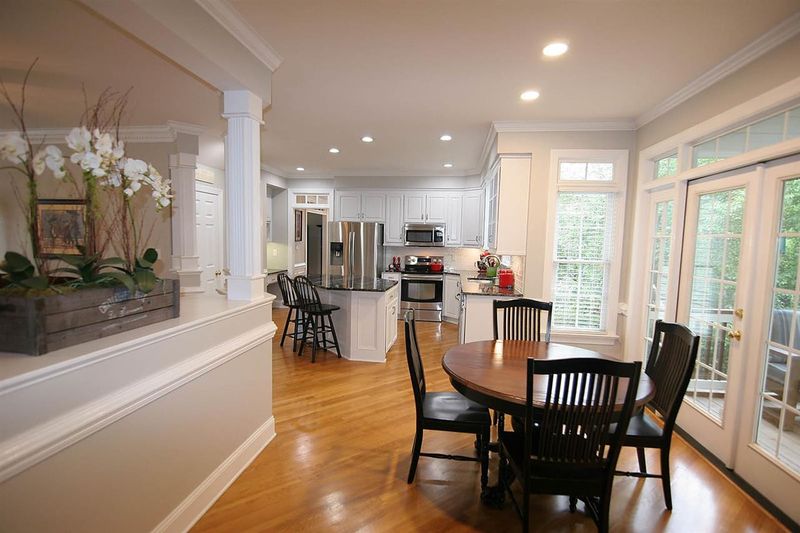 2905 Stone Gap Ct, Raleigh, NC 27612