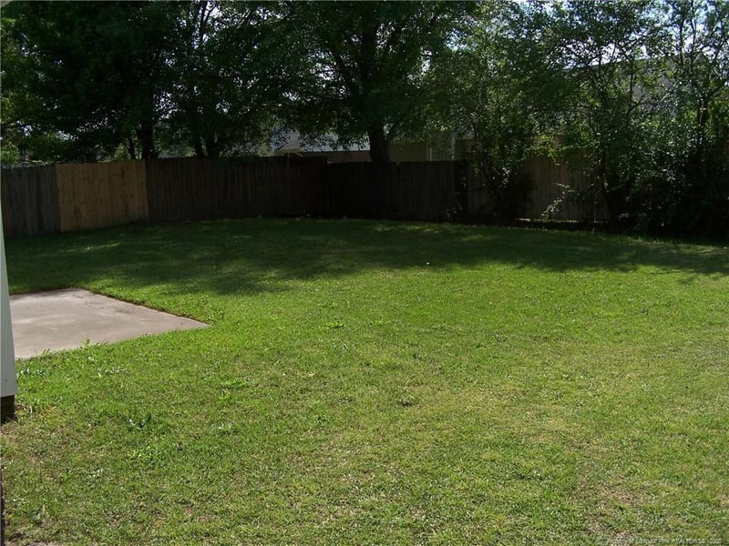 2906 Kingfisher Dr, Fayetteville, NC 28306