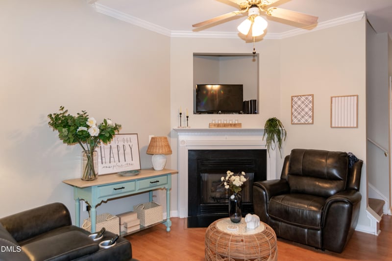 2907 Andover Glen Rd, Raleigh, NC 27604