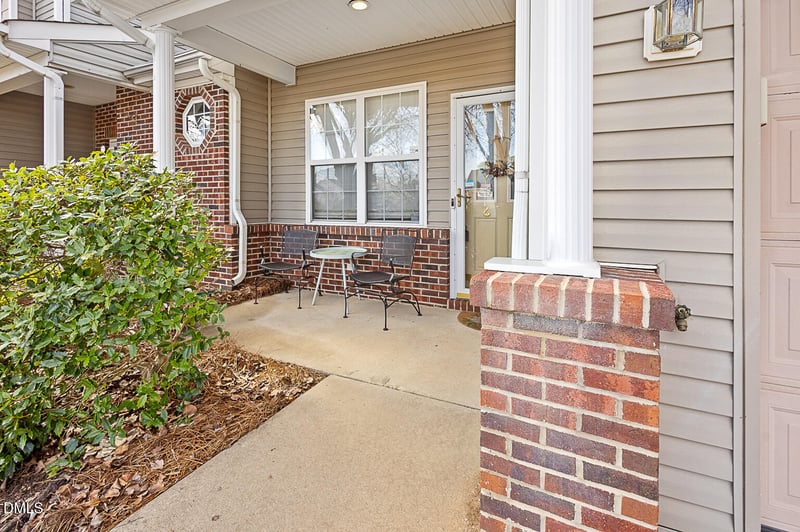 2907 Andover Glen Rd, Raleigh, NC 27604