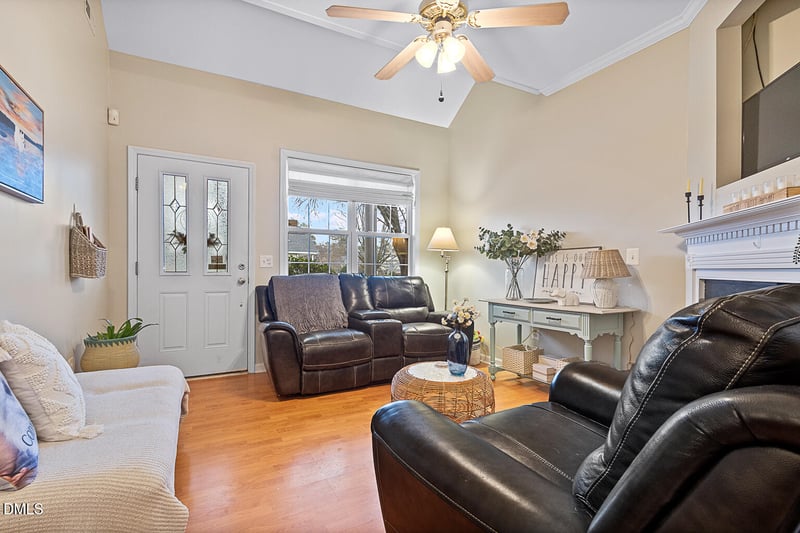 2907 Andover Glen Rd, Raleigh, NC 27604