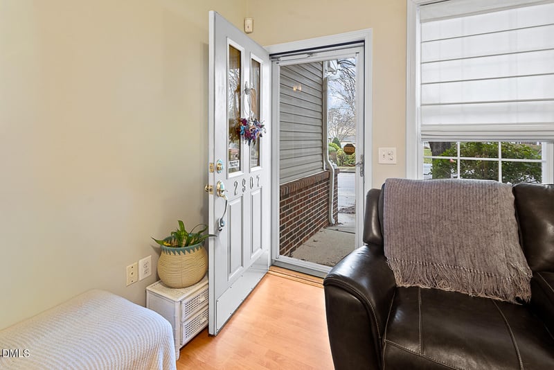 2907 Andover Glen Rd, Raleigh, NC 27604