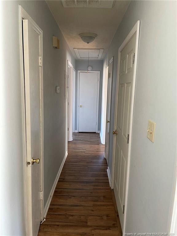 2907 Peacock St, Hope Mills, NC 28348