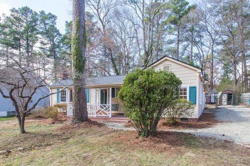 2908 Arnold Rd, Durham, NC 27707