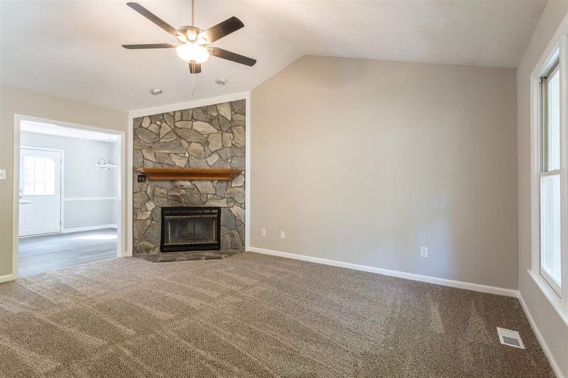 2908 Brittany Dr, Clayton, NC 27520