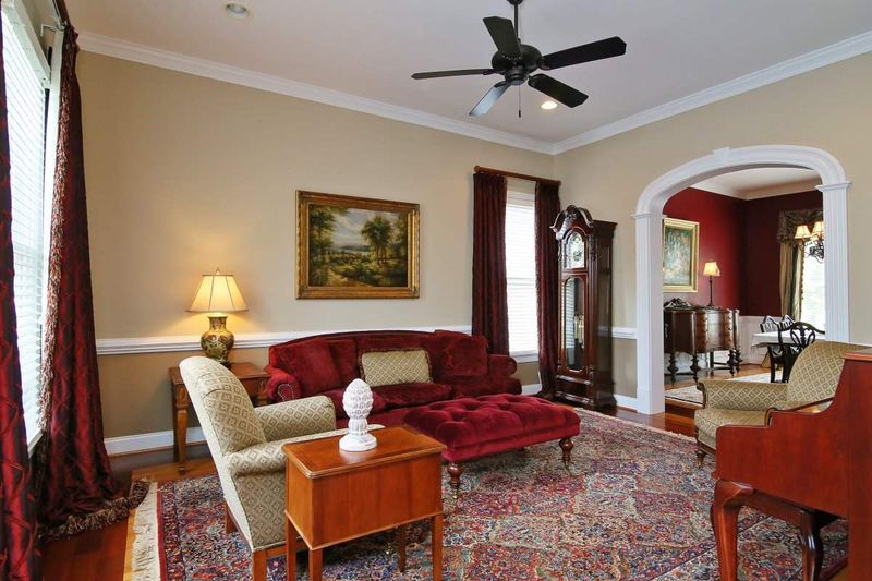 2908 Charleston Oaks Dr, Raleigh, NC 27614