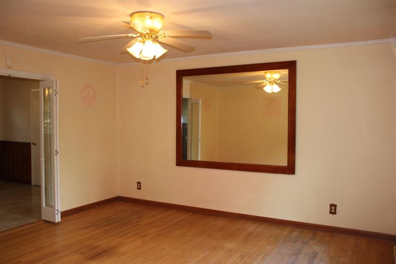 2908 Fawn Ave, Durham, NC 27705