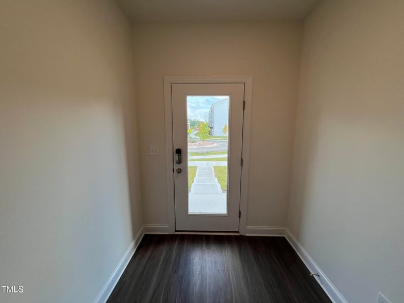 2908 Kempthorne Rd, Cary, NC 27519