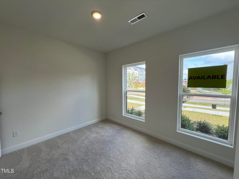 2908 Kempthorne Rd, Cary, NC 27519