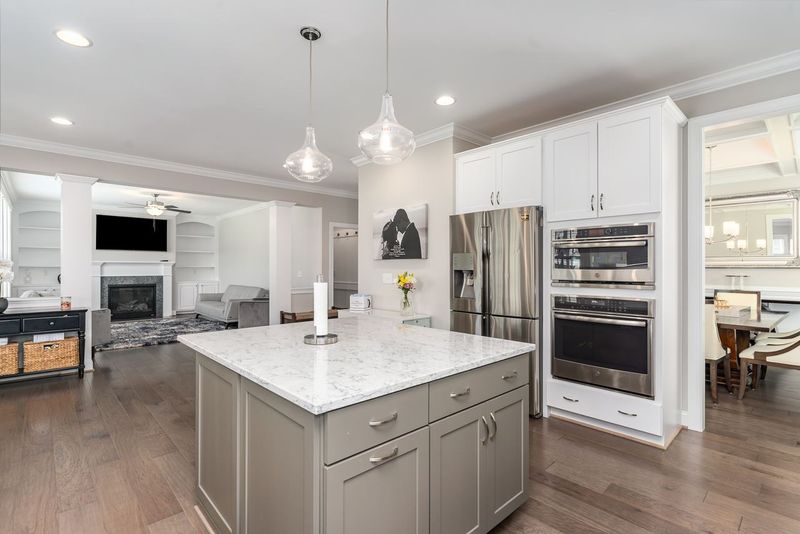 2908 Romealia Ln, Raleigh, NC 27613