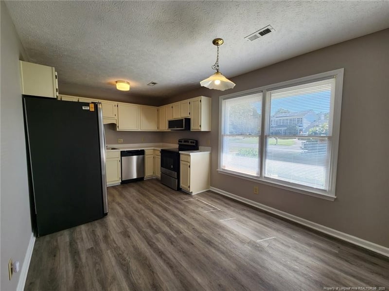 2908 Rosemeade Dr, Fayetteville, NC 28306