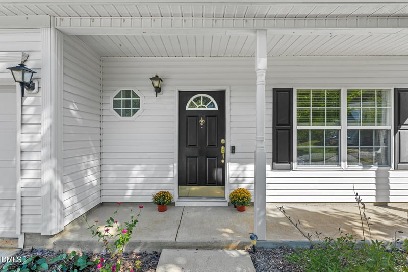 2908 Sawyers Mill Dr, Apex, NC 27539