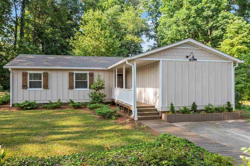 2908 Tractor Dr, Raleigh, NC 27603