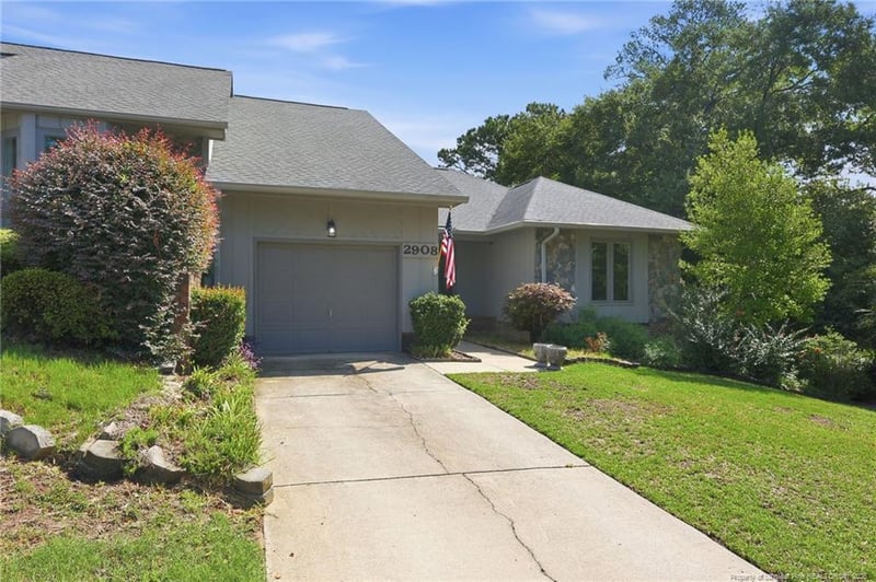 2908 Wedgeview Dr, Fayetteville, NC 28306