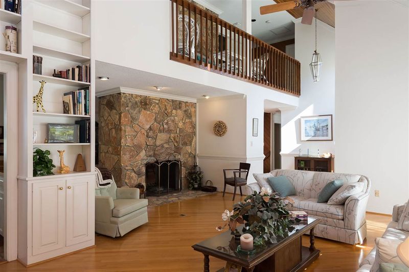 2909 Allenby Dr, Raleigh, NC 27604