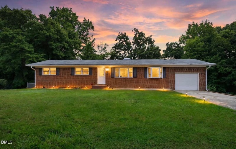2909 Belmont Cir, Sanford, NC 27332