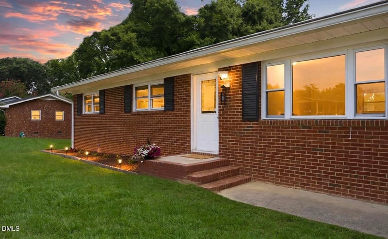 2909 Belmont Cir, Sanford, NC 27332