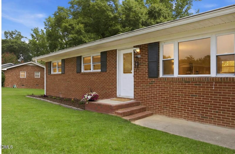 2909 Belmont Cir, Sanford, NC 27332