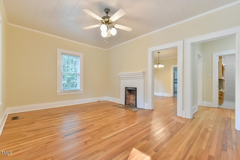 2909 Chapel Hill Rd, Durham, NC 27707