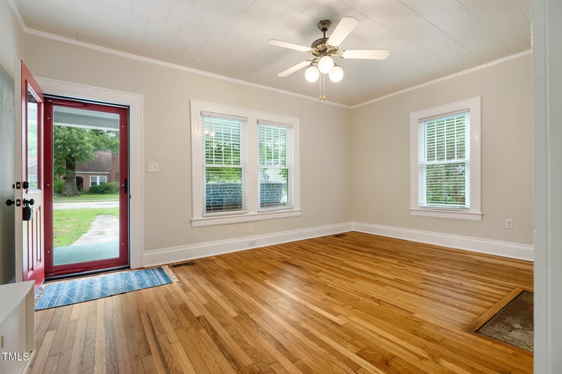 2909 Chapel Hill Rd, Durham, NC 27707