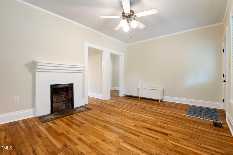 2909 Chapel Hill Rd, Durham, NC 27707