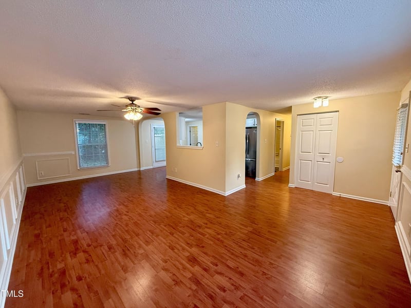 2909 Golden Oak Ct, Raleigh, NC 27603