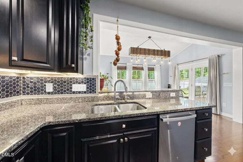 2909 Landon Pines Ct, New Hill, NC 27562
