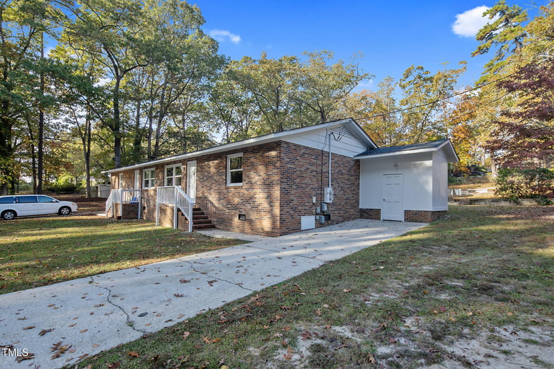 2909 Myrtle Dr #A & B, Fayetteville, NC 28301