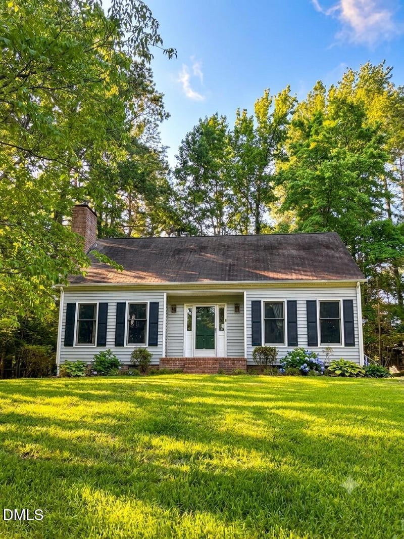 2909 Scuppernong Ln, Durham, NC 27703
