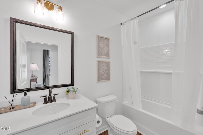 291 Pecan Valley Way, Four Oaks, NC 27524