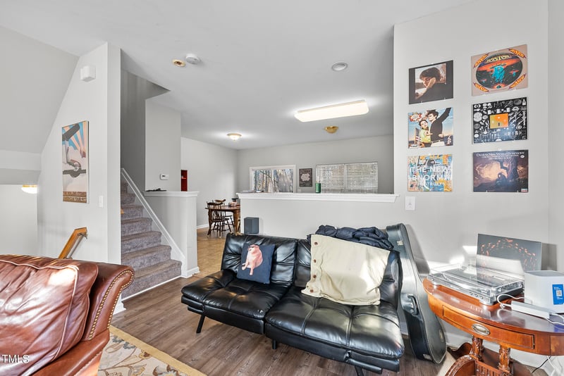 2910 Barrymore St, Raleigh, NC 27603