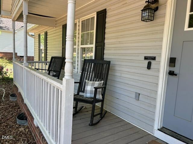 2910 Brittany Dr, Clayton, NC 27520