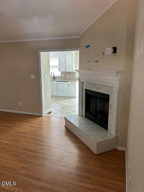 2910 Brittany Dr, Clayton, NC 27520