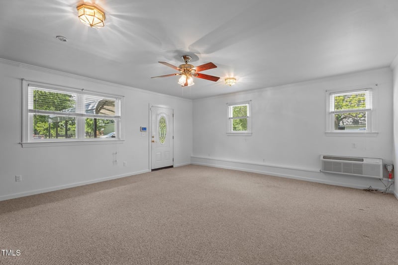 2910 Dove Ln, Raleigh, NC 27604