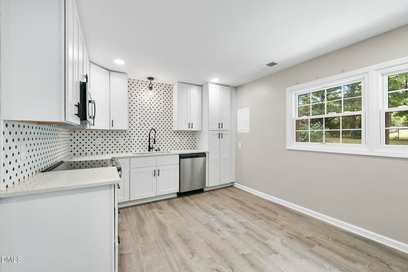 2910 Driftwood Dr, Durham, NC 27707