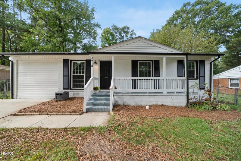 2910 Driftwood Dr, Durham, NC 27707